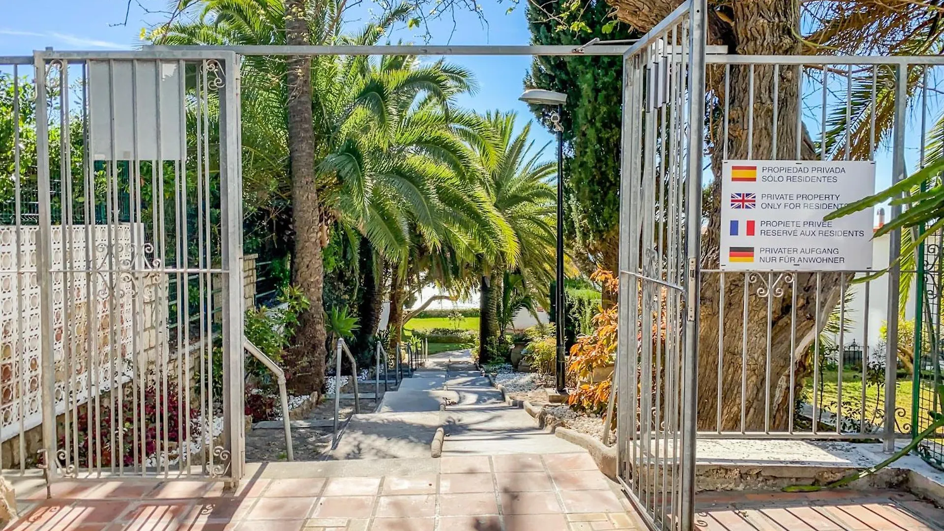Moderno Apartamento Con Impresionantes Vistas Al Mar Torremolinos 0*,  Spanien