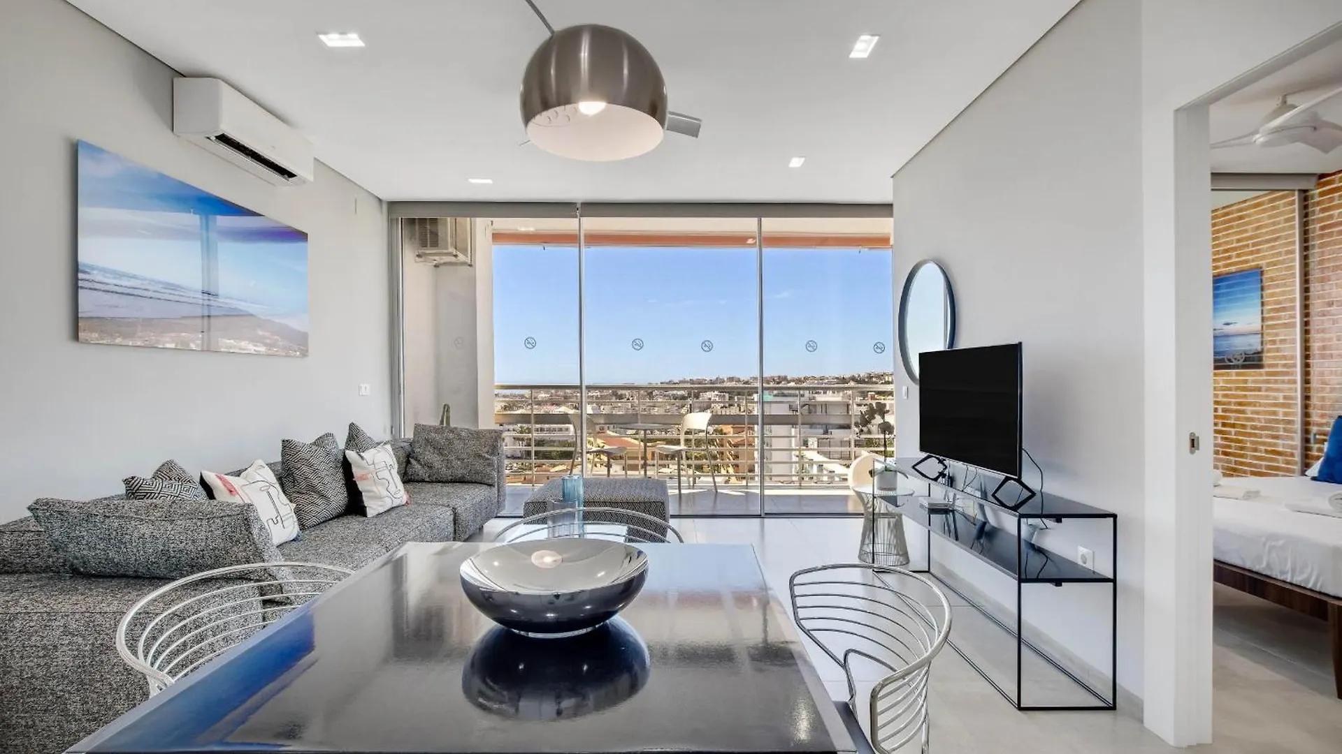 Moderno Apartamento Con Impresionantes Vistas Al Mar Torremolinos