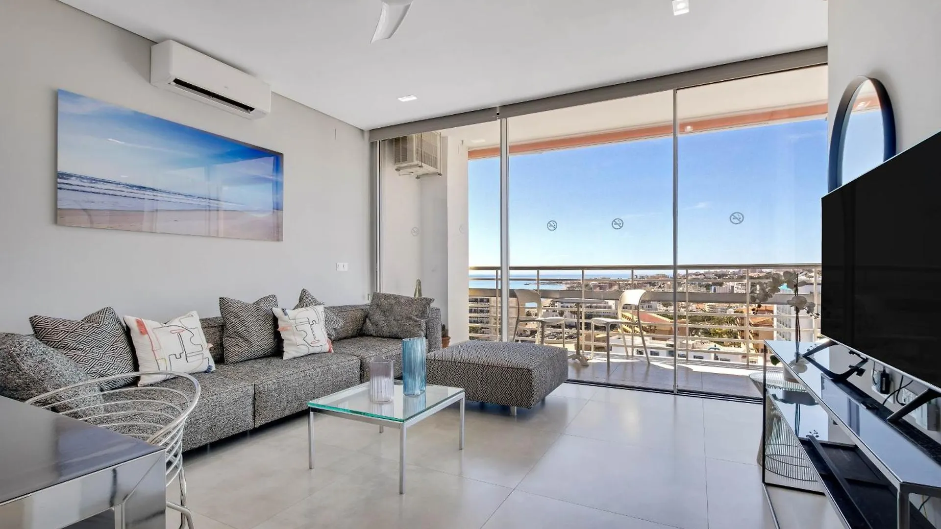 Moderno Apartamento Con Impresionantes Vistas Al Mar Torremolinos 0*,